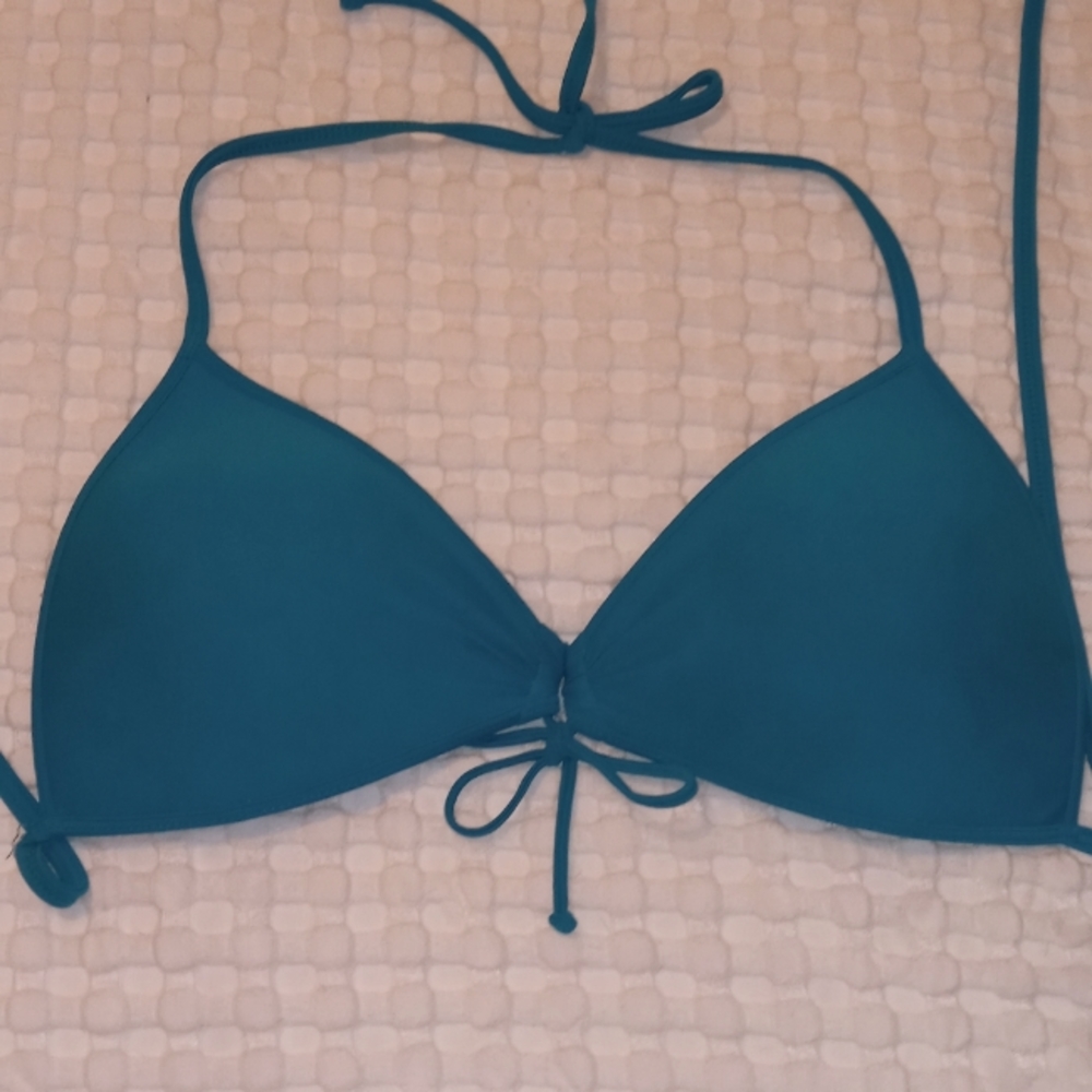 Bodyglove Turquoise bikini top 👙